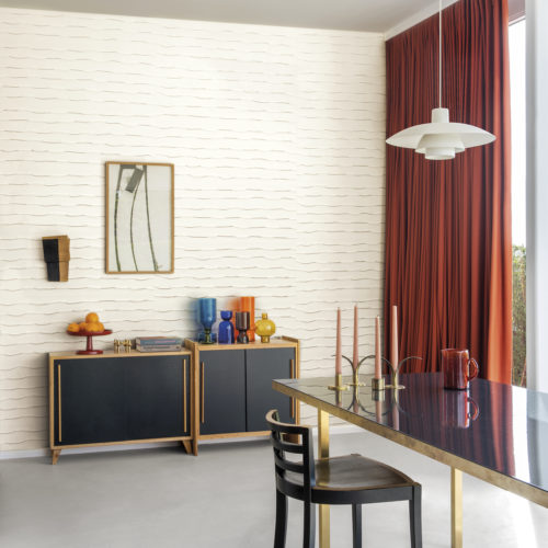 The Atelier collection by Omexco embraces the slowness of the craft process and celebrates the joy and beauty of handmade textures. This design is a white paper and paper strings wallcovering, a true transformation of paper into astonishing Mural Art.