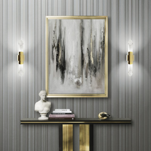 Impressive golden Beyond console by Luxxu. On the consule a buste and a few books. Misty painting. The two Tycho wall lights bring out the Infinity wallcovering.