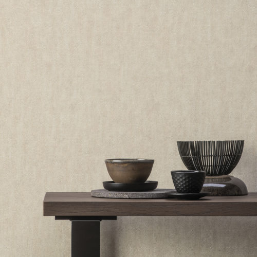 Cette photo montre un détail du motif Denim blanc de la collection High Performance Textures d'Omexco. High Performance Textures est une collection exquise de revêtements muraux qui répond à des normes techniques essentielles tout en étant respectueuse de l'environnement.